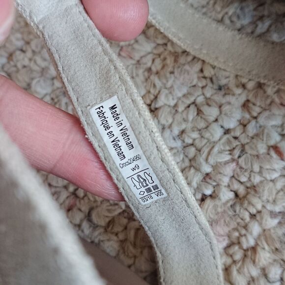 Crocs Leigh II Crossstrap Wedge Sandal Size 9 Oatmeal/Mushroom color - Picture 12 of 16